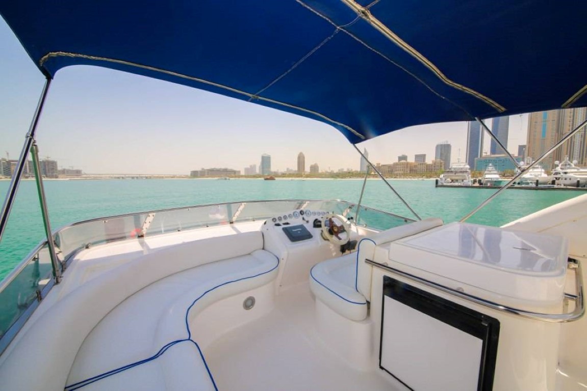 master yacht cruises dubai